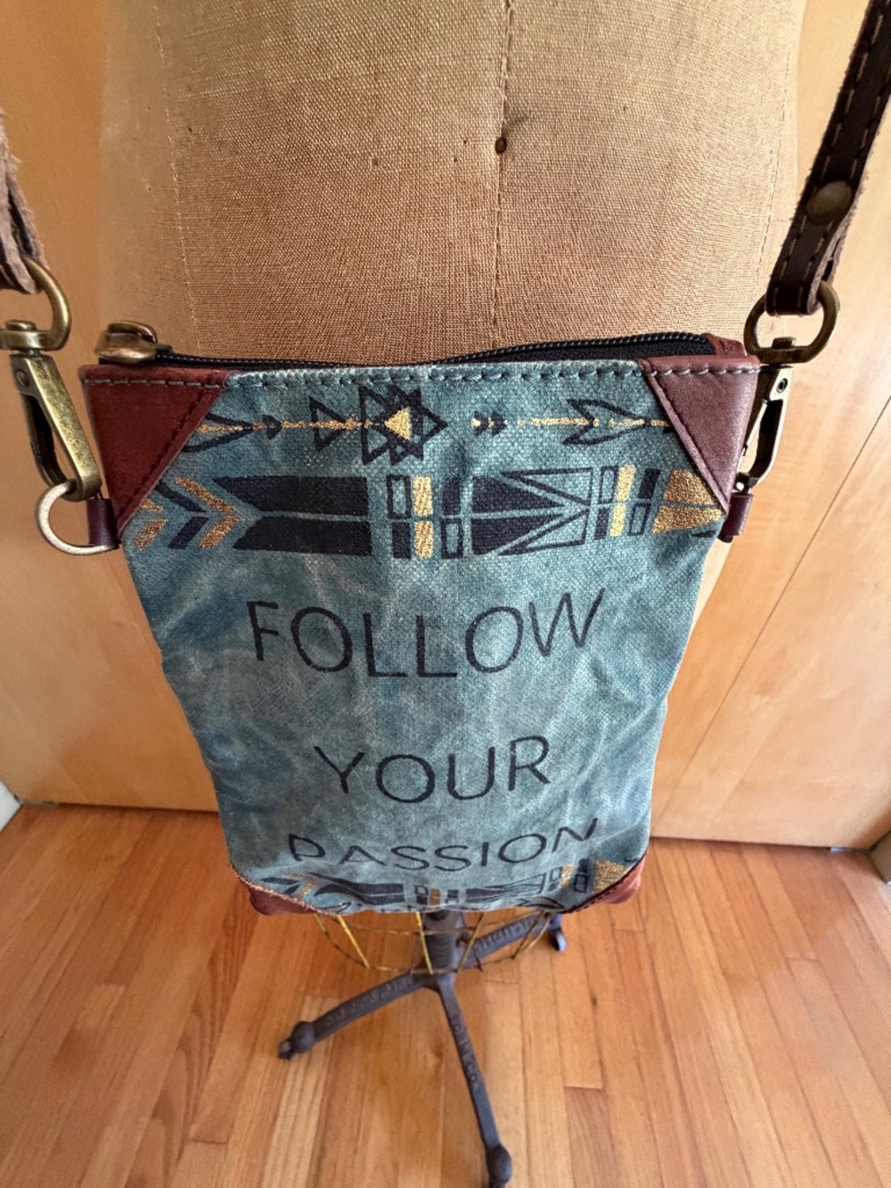 Mona B Crossbody/Shoulder Strap Handbag - "Follow Your Passion"
